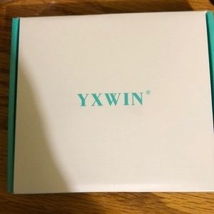 Camera battery and charger yxwin